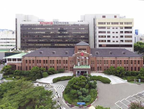 경북대병원은 지난 100년간 영남지역에 다양한 의료서비스를 제공하면서 경북 대표 공공의료기관으로 자리 잡았다.